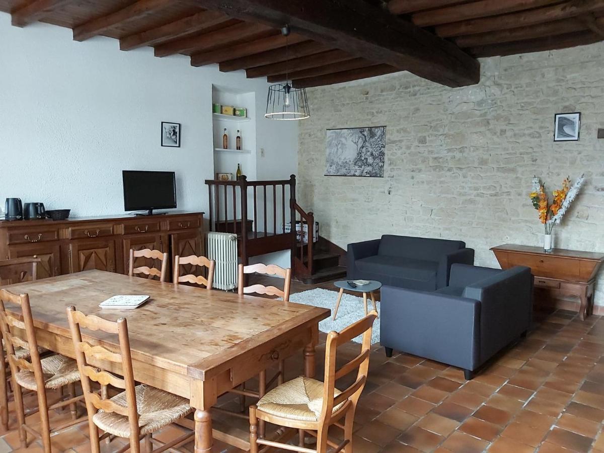 Bed and Breakfast Logis Des Bessons à Migron Extérieur photo