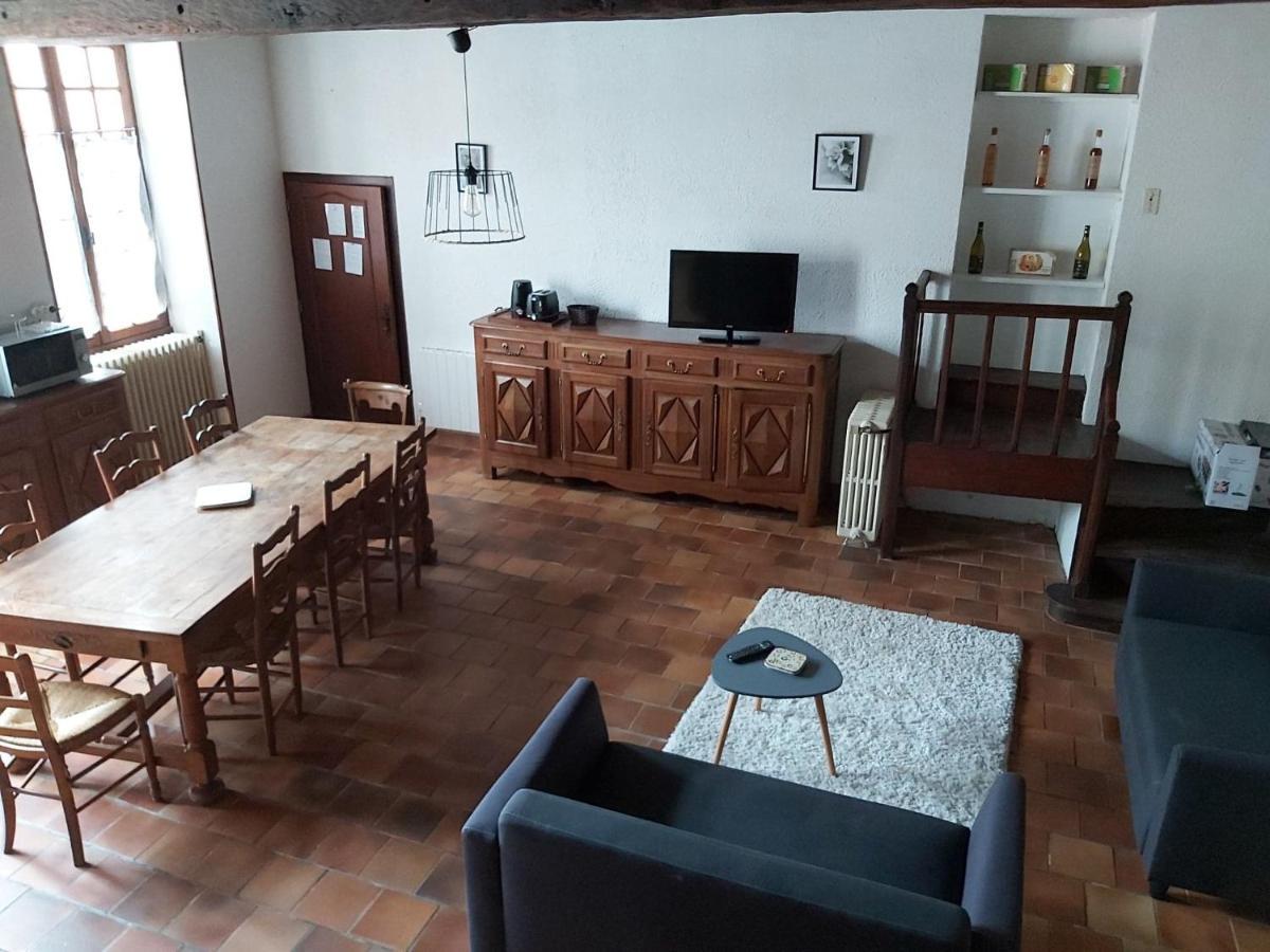 Bed and Breakfast Logis Des Bessons à Migron Extérieur photo
